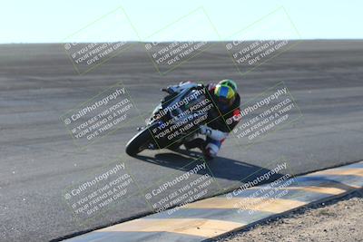 media/Dec-06-2024-CVMA Friday Practice (Fri) [[e1d1c5d4fc]]/4-Group 4 and Trackday/Session 5 (Bowl)/